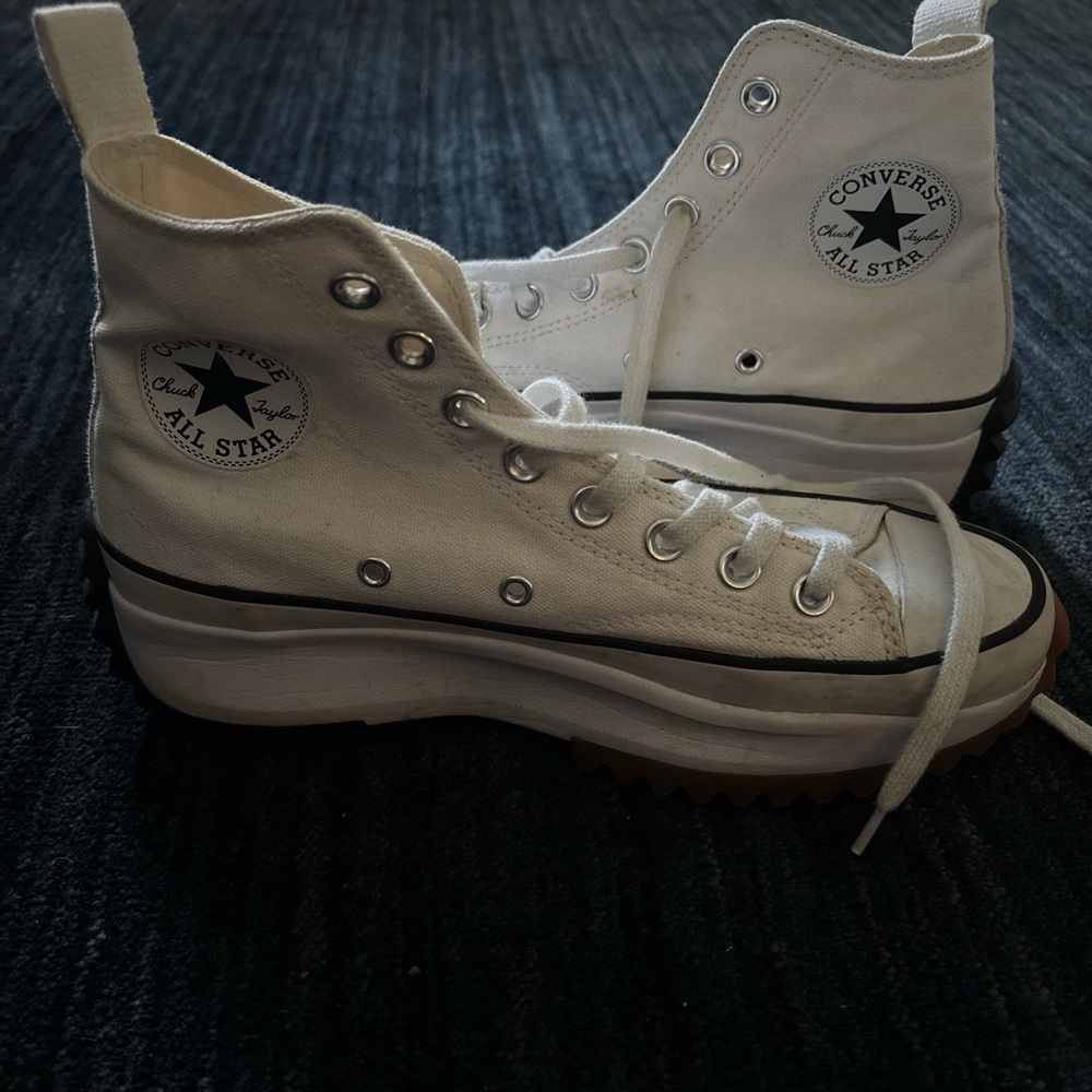 White Converse all star Chuck Taylor